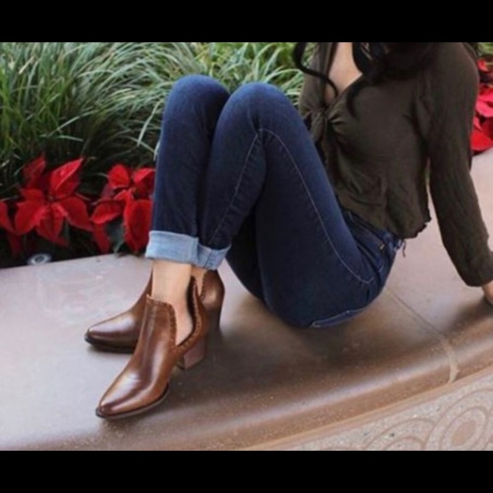 Colleen whipstitch contrast Bootie